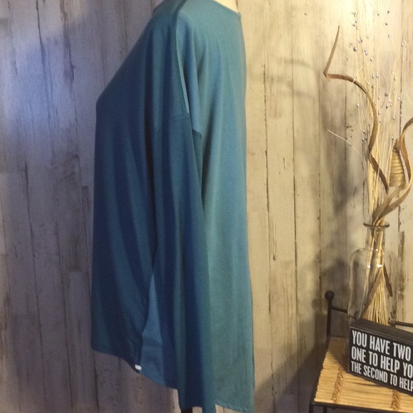 Two tone The North Face long sleeve shirt. - Picture 3 of 5